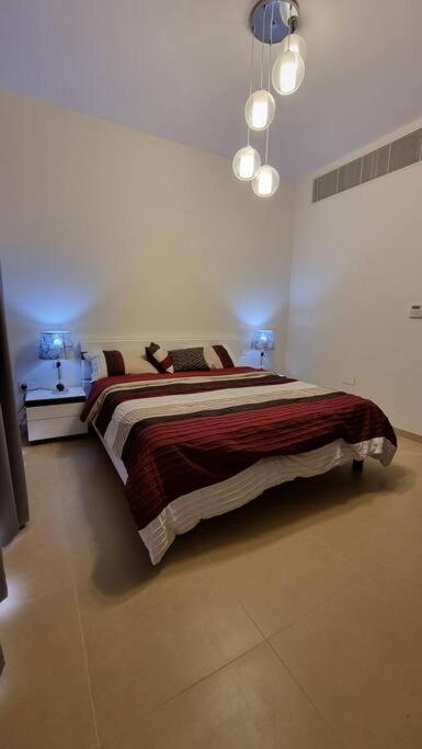 One Bedroom Bay